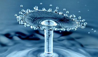 up close picture of water splash
